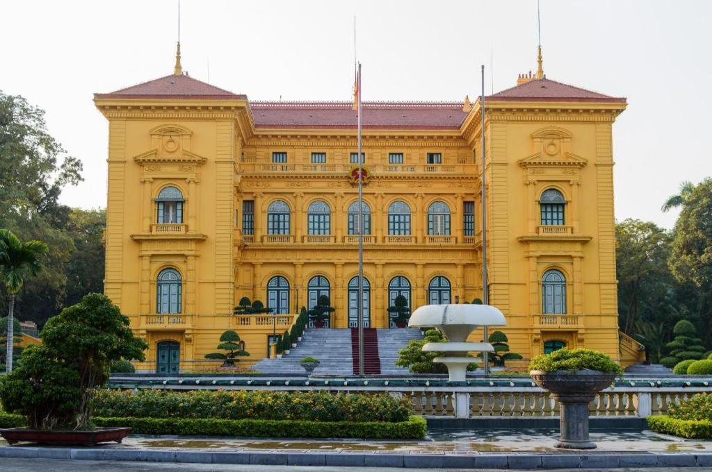 Cwd Hotel Hanoi Exteriör bild
