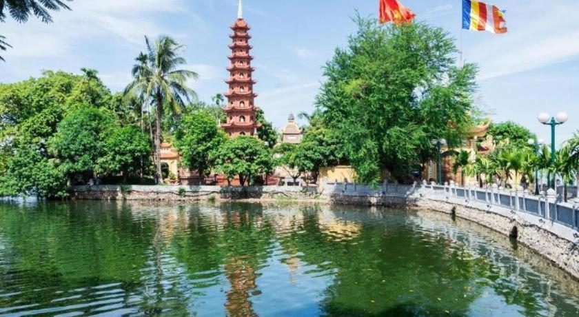 Cwd Hotel Hanoi Exteriör bild
