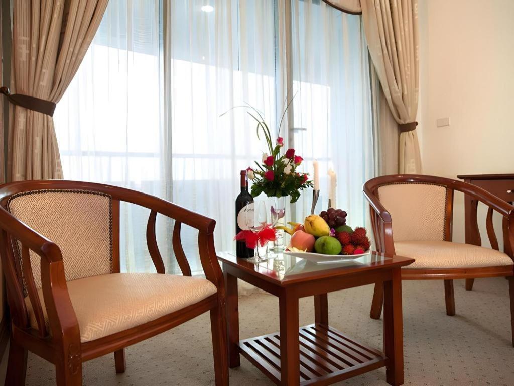 Cwd Hotel Hanoi Exteriör bild
