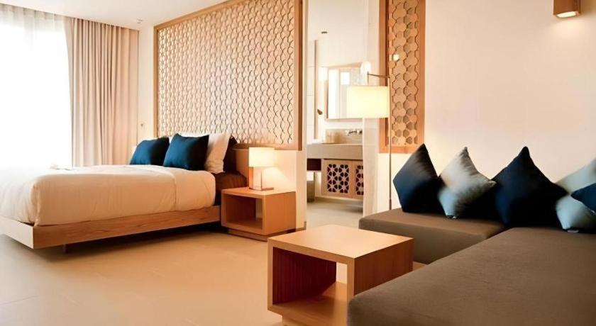 Cwd Hotel Hanoi Exteriör bild