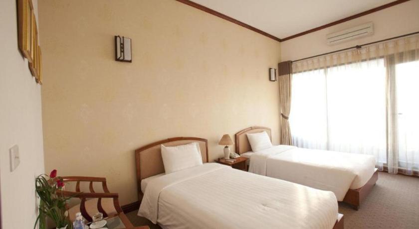 Cwd Hotel Hanoi Exteriör bild