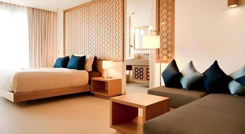Cwd Hotel Hanoi Exteriör bild
